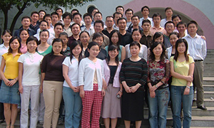 华章2007届MBA学员合影