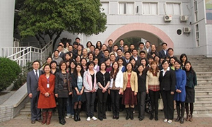 华章2010届MBA学员合影